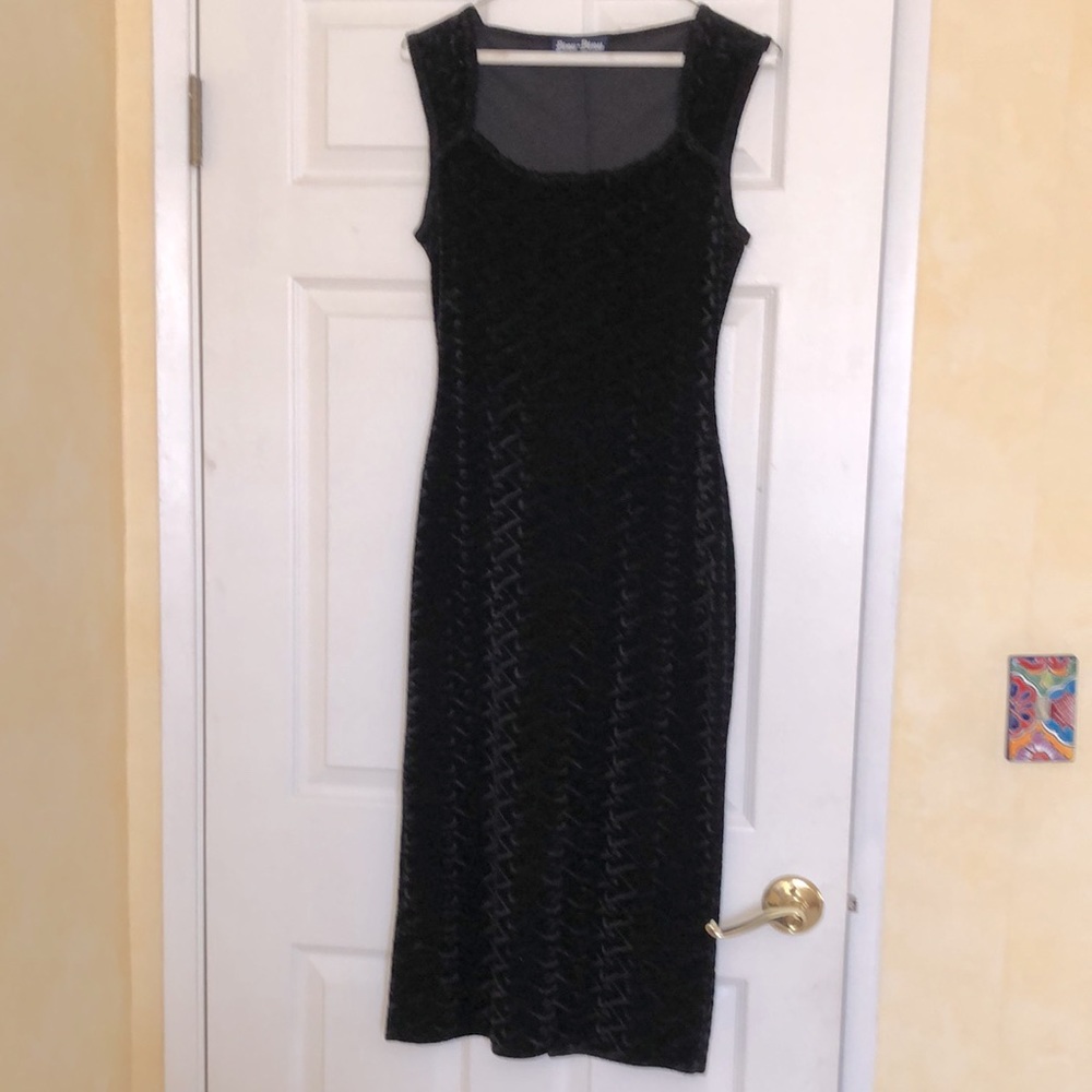 Black Velvet knit dress Size M
